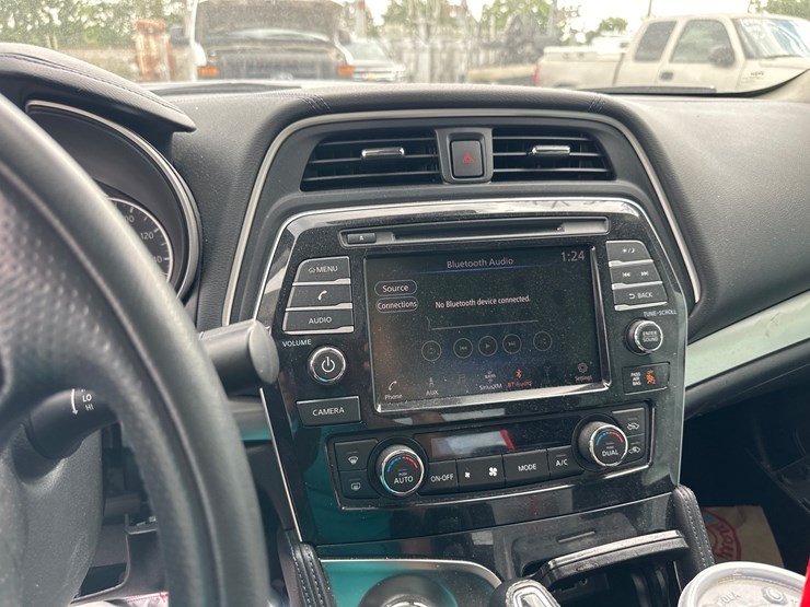 #31-•-2020-nissan-maxima-image-26