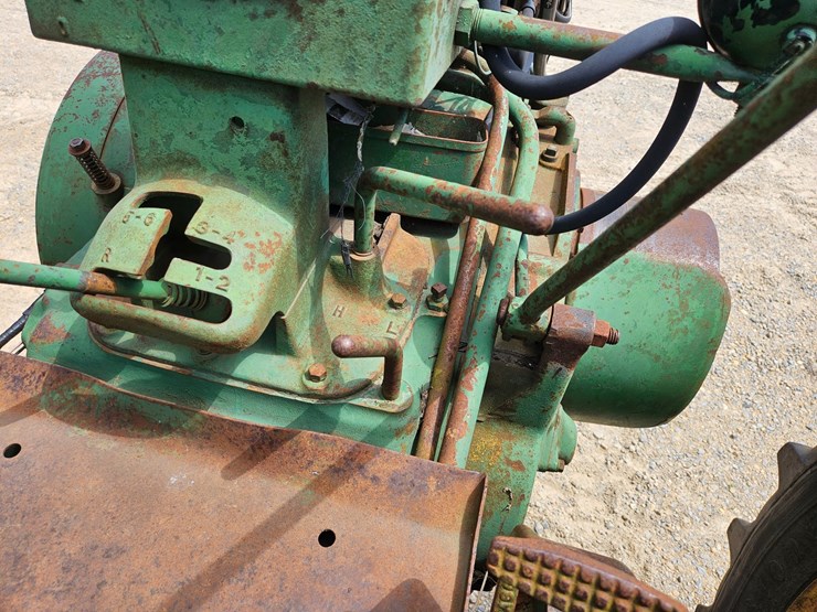 john-deere-70-image-22