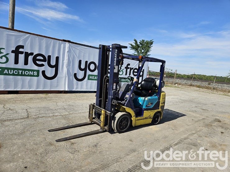 komatsu-fg25st-12-image-1