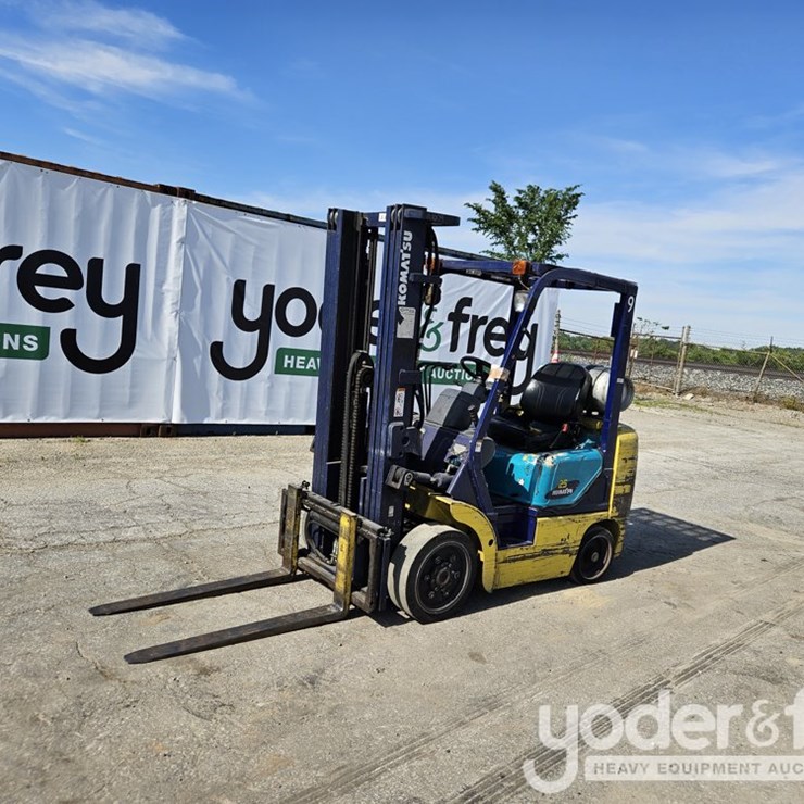 KOMATSU FG25ST-12