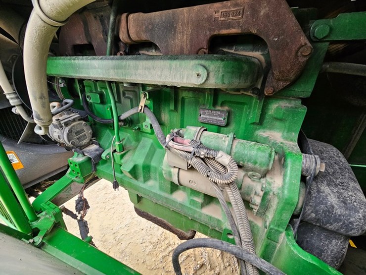 john-deere-8570-image-11