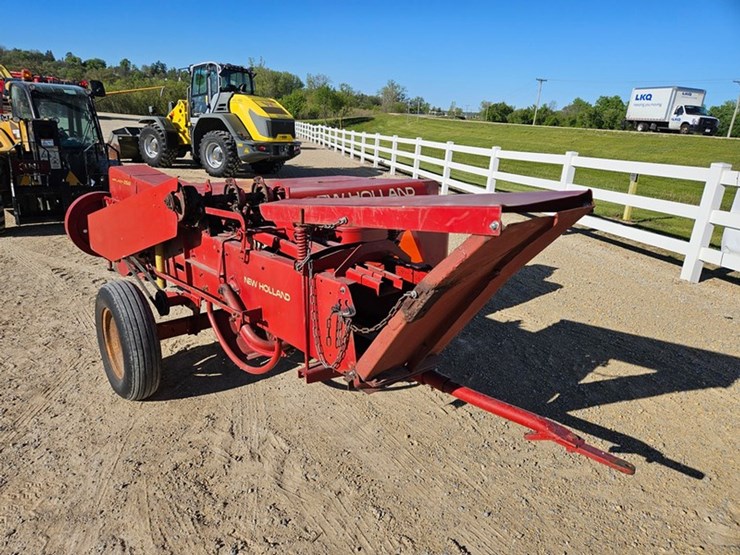 new-holland-268-image-3
