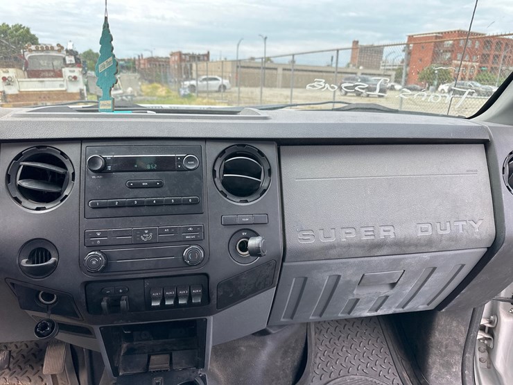 2012-ford-f450-image-44