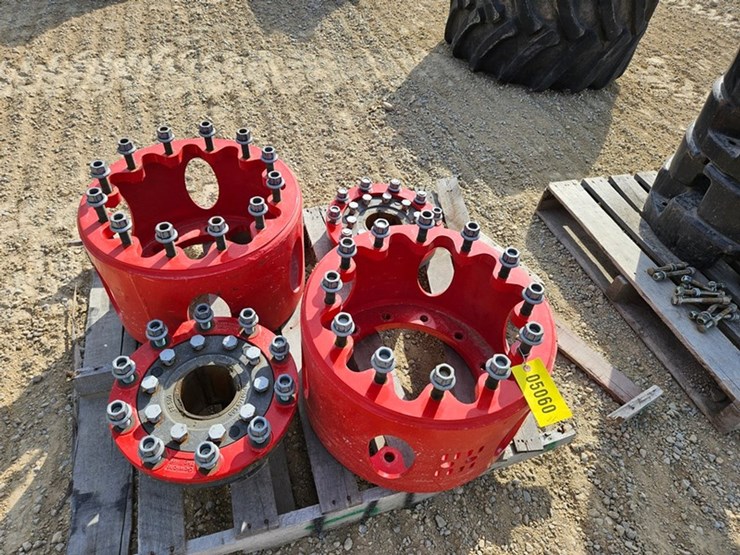#5060-•-case/ih-dual-wheel-hubs-&-spacers-image-15