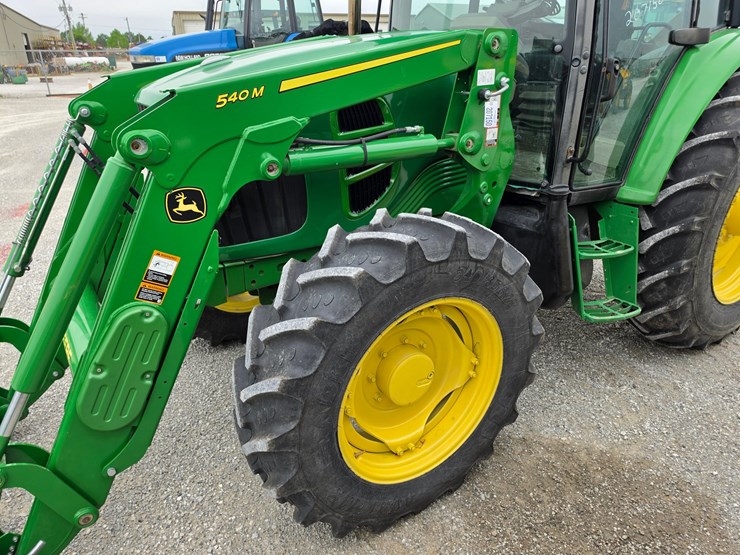2009-john-deere-6430-image-23