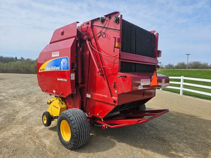 new-holland-br7090-image-3
