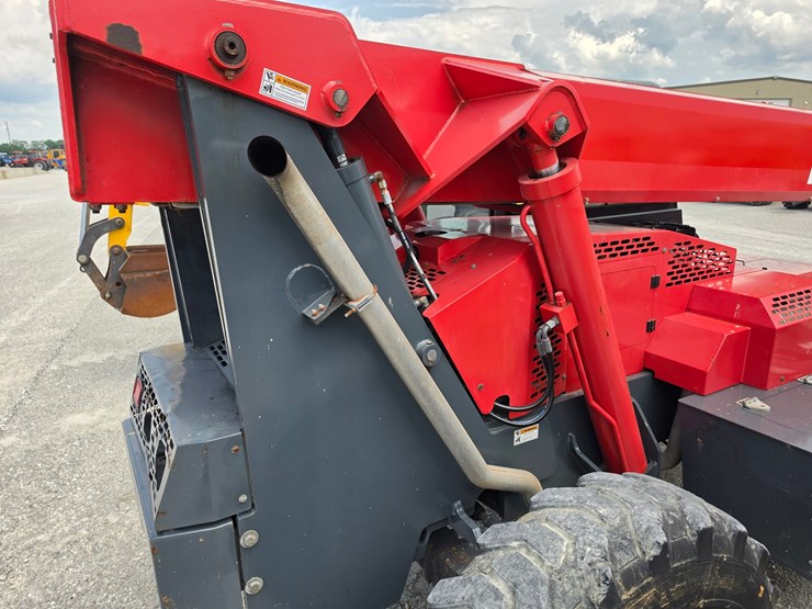 2020-manitou-mt6642-image-17