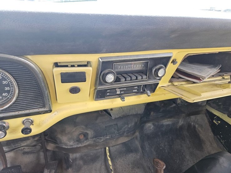 1975-ford-f750-image-63