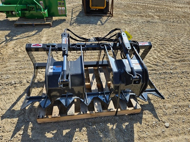 #5199-•-stout-66-9-brush-grapple-bucket-image-8