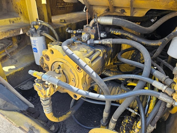 kobelco-sk220-lc-image-35