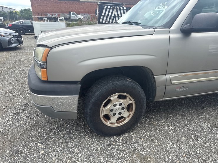 2003-chevrolet-1500-image-7