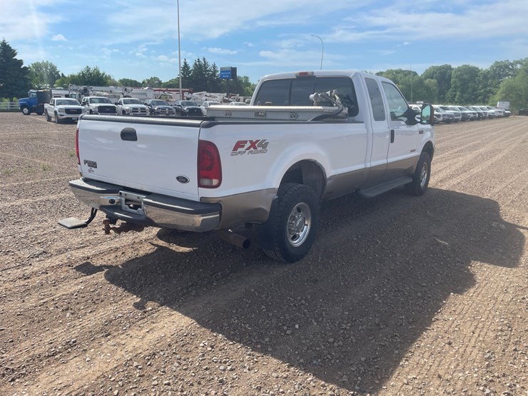 2004-ford-f250-lariat-image-5