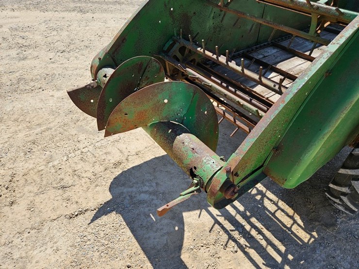john-deere-7-image-13