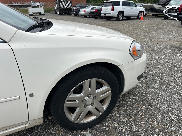 #28-•-2008-chevy-impala-image-11