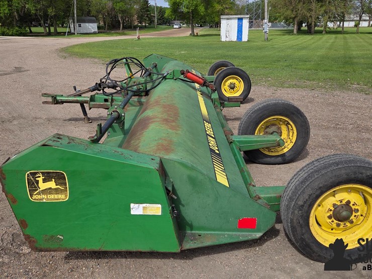 john-deere-120-image-8