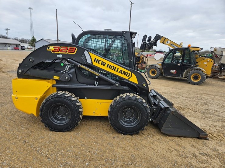 new-holland-l328-image-5