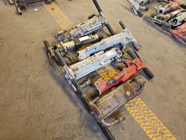 quantity-of-pneumatic-jack-hammers-image-2