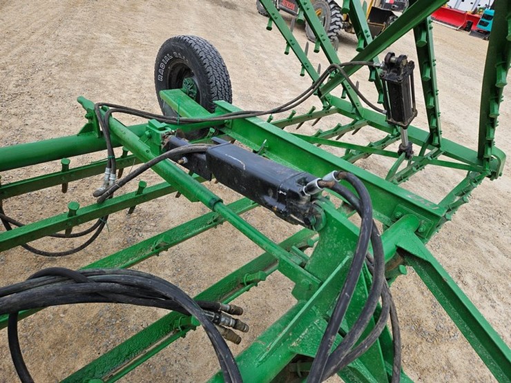 #5093-•-harrogator-20'-hyd-fold-harrow-image-11