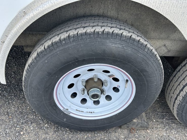 2013-aluma-18'-t/a-cargo-trailer-image-9