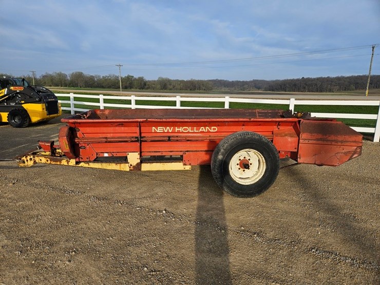new-holland-519-image-2