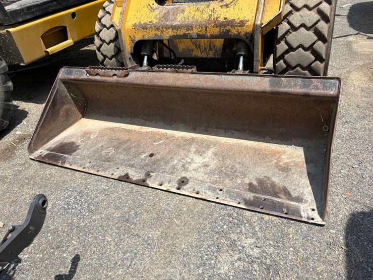 caterpillar-272d2-image-26