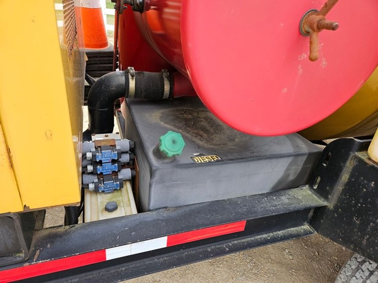 #5063-•-vermeer-air-533-sdt-vac-trailer-image-45