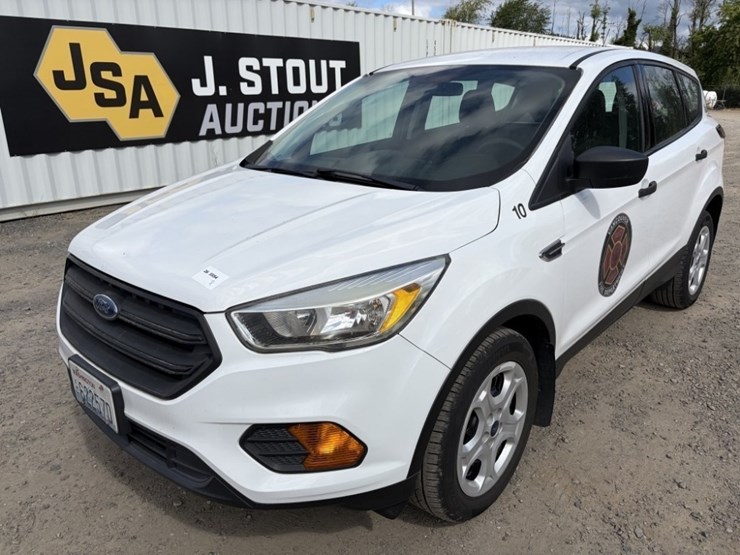 2017-ford-escape-image-1