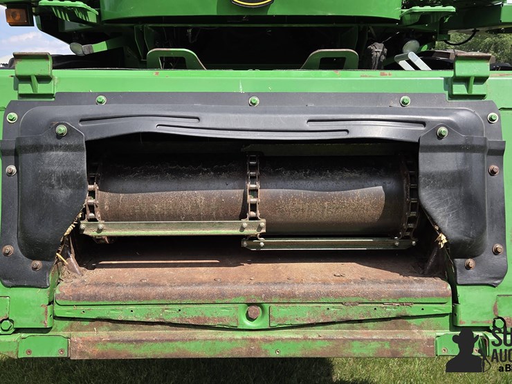 2010-john-deere-9570-sts-image-11