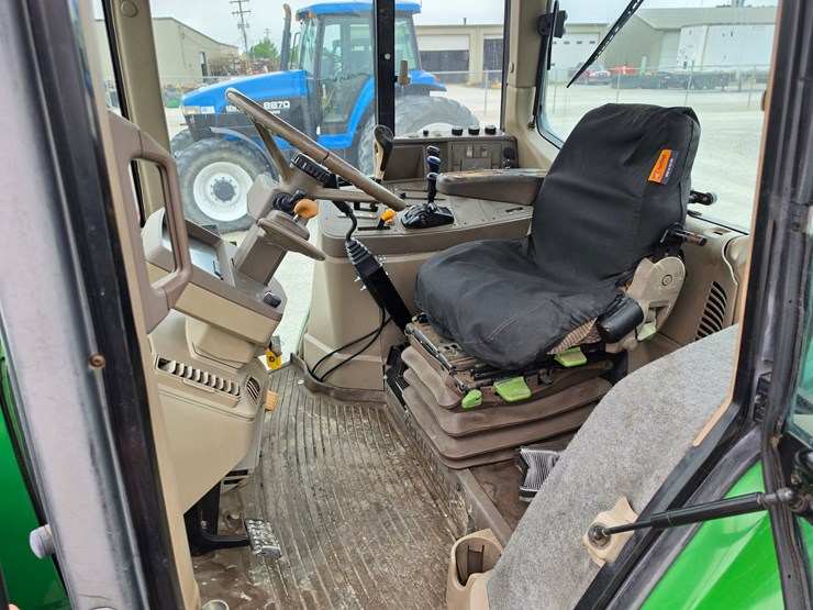 2009-john-deere-6430-image-17