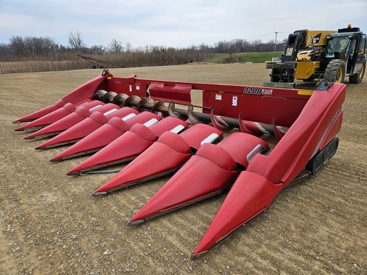 case-ih-3208-image-1
