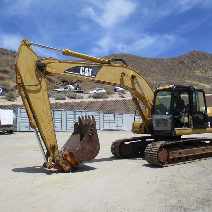 2001 CATERPILLAR 320C