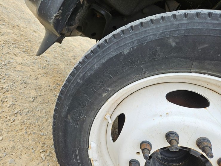 2008-ford-f550-image-61