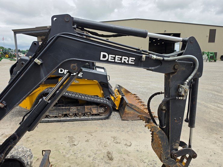 2018-deere-26g-image-22