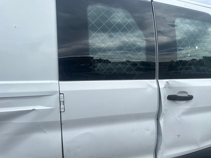 2018-ford-transit-image-23