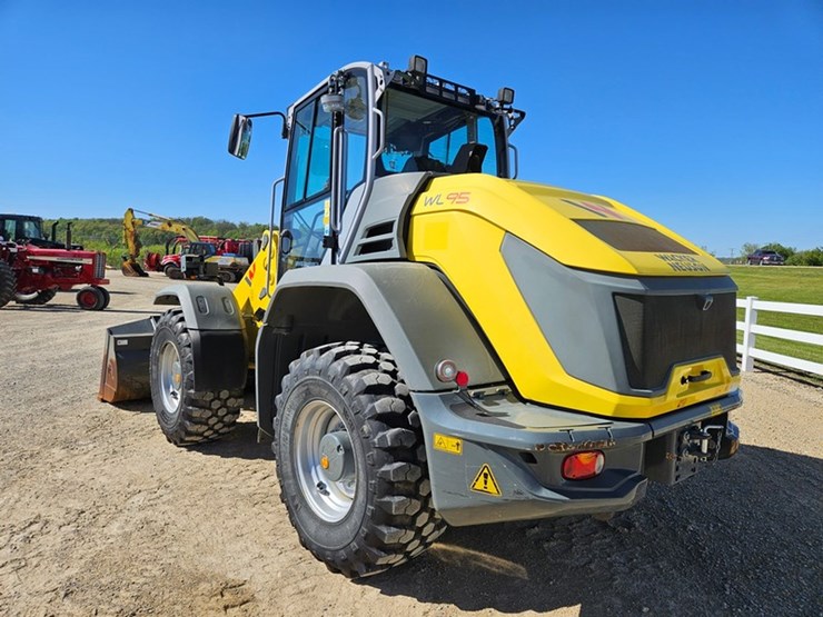 2020-wacker-neuson-wl95-image-3
