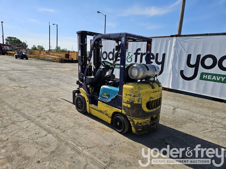 komatsu-fg25st-12-image-3