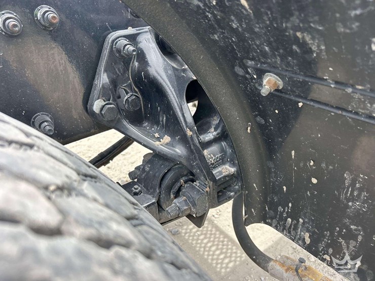 2018-peterbilt-579-image-33