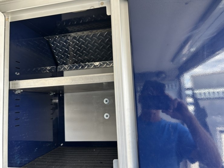 2013-aluma-18'-t/a-cargo-trailer-image-25