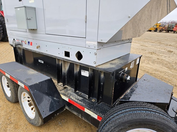 #5177-•-tramont-100-kw-towable-generator-image-38