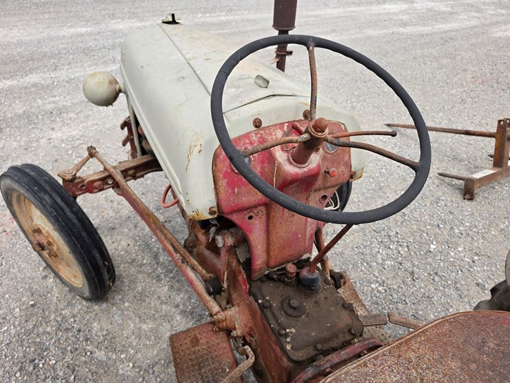 ford-8n-image-5