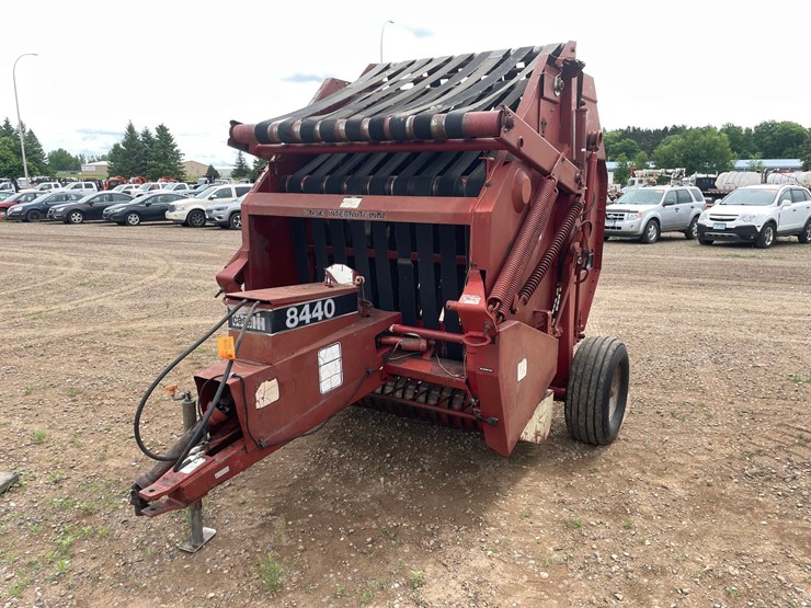 case-ih-8440-image-1