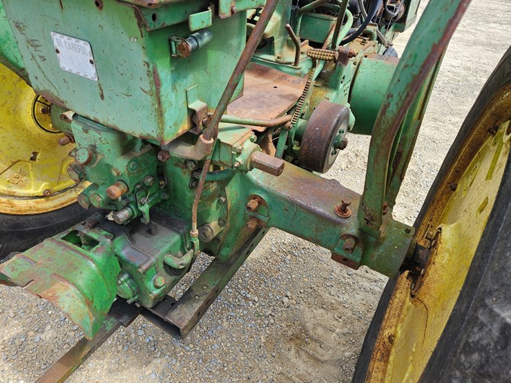 john-deere-70-image-19