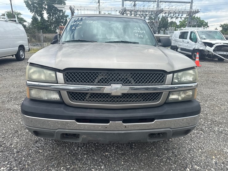 2003-chevrolet-1500-image-5