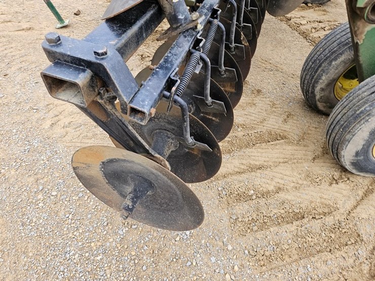john-deere-215-image-15