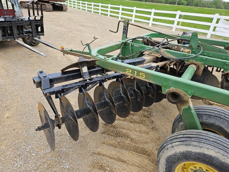 john-deere-215-image-17