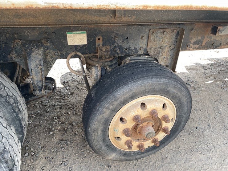 #1328-•-2008-freightliner-dump-truck-(has-mn-title)-image-14