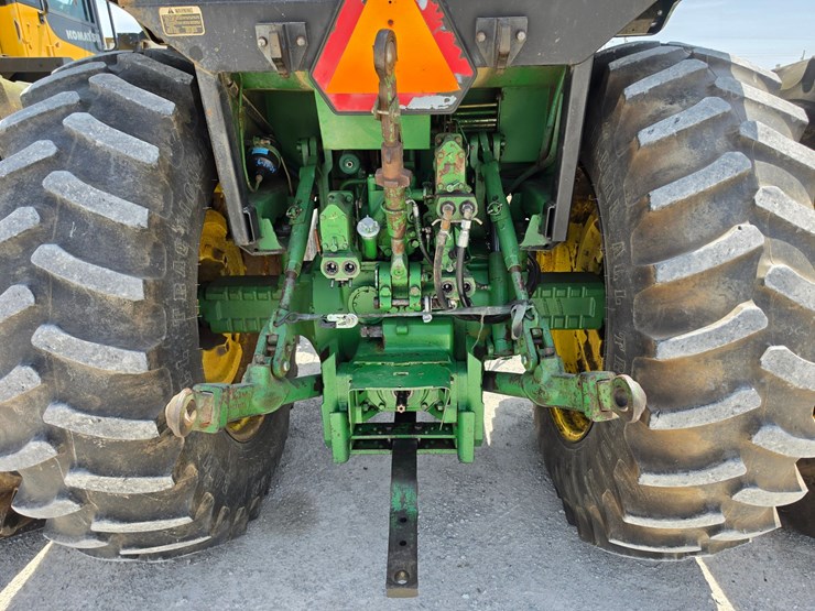 1981-john-deere-4440-image-13