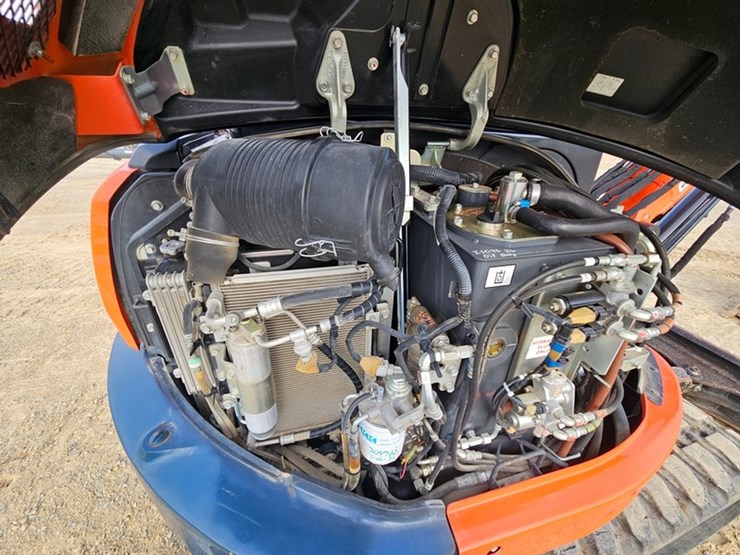 2020-kubota-u55-image-27