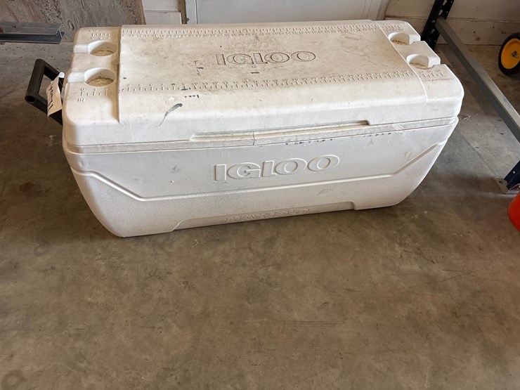 #4071-•-large-igloo-ice-chest-image-2