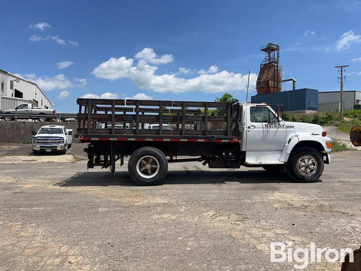 1995-ford-f800-s/a-flatbed-truck-image-4
